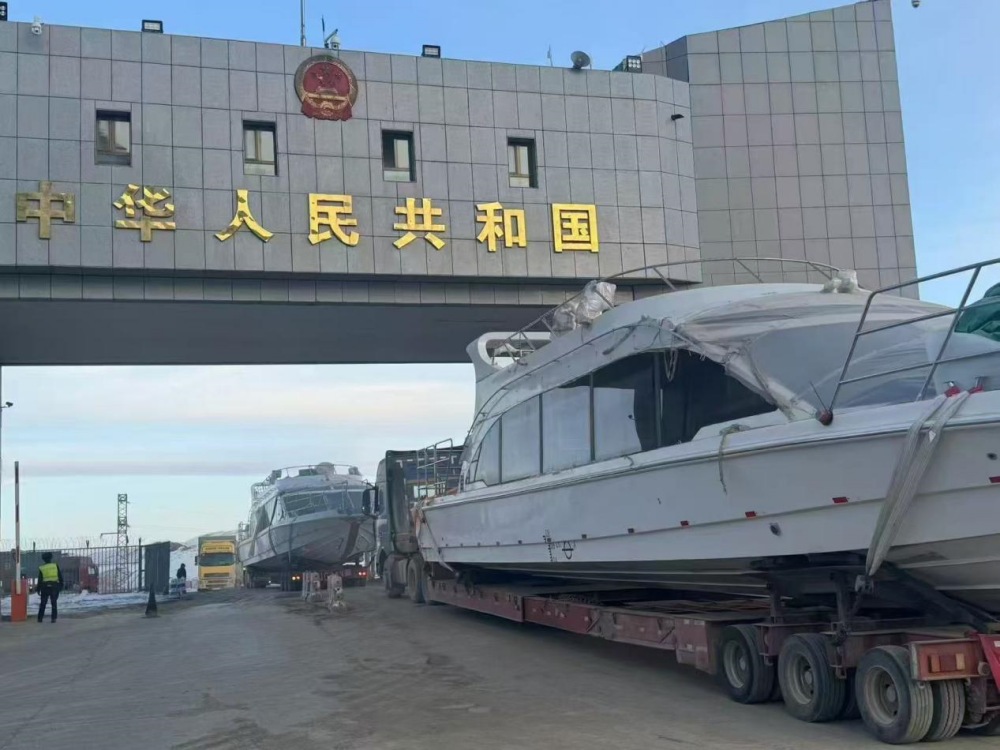 Noong Nobyembre 2024, naghatid si Lawada ng dalawang 17.8m na bangka ng pasahero sa mga customer ng Kyrgyzstan.