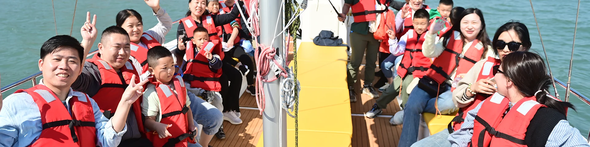 Makipag -ugnay sa amin